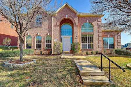 8910 Forest Hills Drive Irving, TX 75063