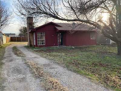 716 W Walnut Street Celina, TX 75009
