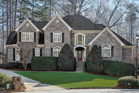 1440 Chinook Ct SW Lilburn, GA 30047