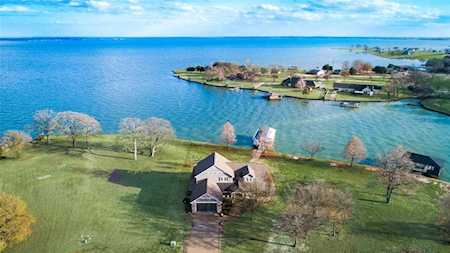 124 Bayview Circle Corsicana, TX 75109