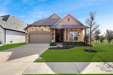 108 High Ridge Lane Lewisville, TX 75067