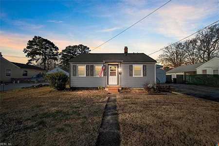 5917 Wickham Ave Newport News, VA 23605