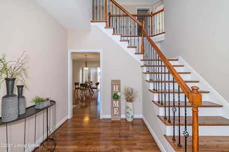 18706 Westbourne Grove Dr Louisville, KY 40245