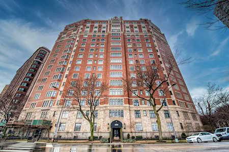 3800 N Lake Shore Dr #11A Chicago, IL 60613