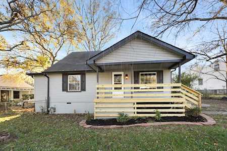 2614 Flamingo Dr Nashville, TN 37207
