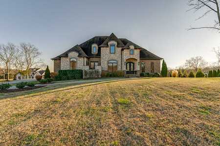 1275 Jenkins Lane Hendersonville, TN 37075