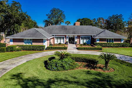 8129 Middle Fork Way Jacksonville, FL 32256