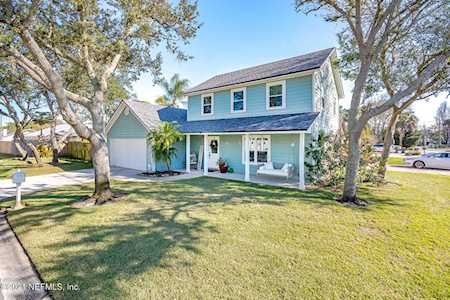 817 Gonzales Ave Jacksonville Beach, FL 32250