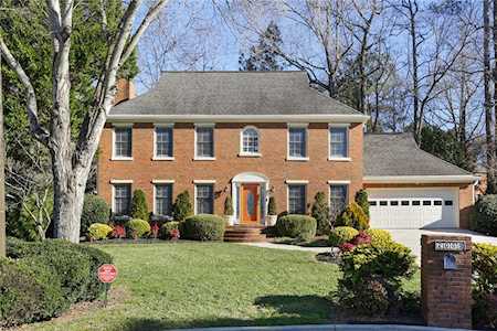 2009 Equestrian Ct Dunwoody, GA 30338