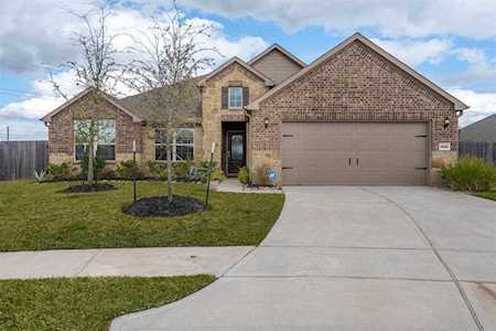 30203 Golden Sky Ct Brookshire, TX 77423