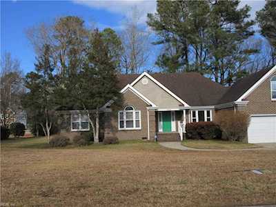 832 Hidden Harbor Ct Chesapeake, VA 23322