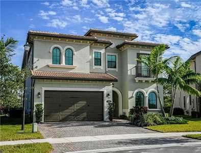 9140 Meridian Dr Parkland, FL 33076