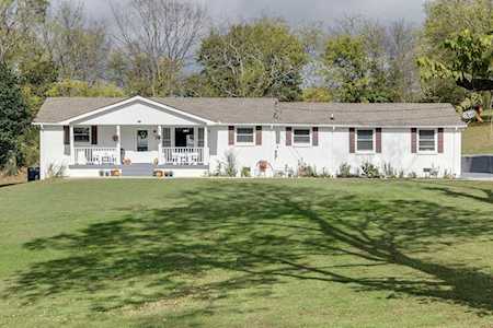 3932 Banbury Dr Nashville, TN 37207