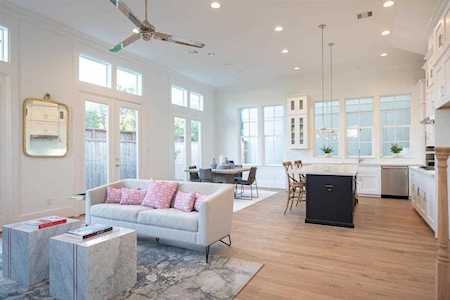 3426 Timbergrove Heights Houston, TX 77008