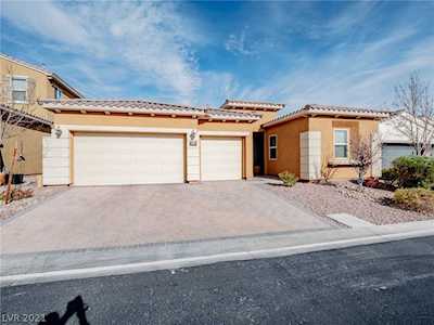 8840 Majestic Prince Ct Las Vegas, NV 89178