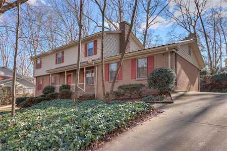 365 Forest Valley Ct Atlanta, GA 30342
