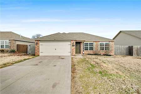 4506 SW Fieldstone Blvd Bentonville, AR 72712