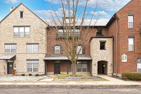 6008 Inishmore Lane Dublin, OH 43017