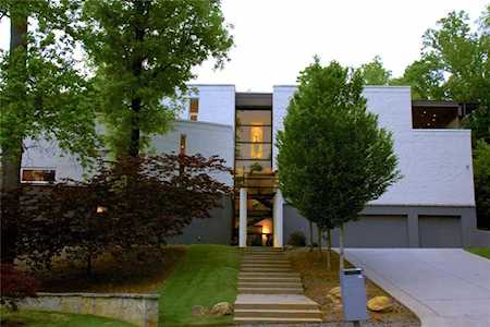 14 Lake Forrest Ln NE Atlanta, GA 30342