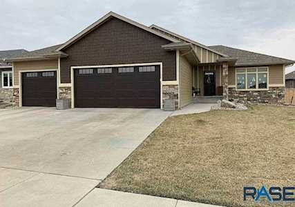 9509 W Dragonfly Dr Sioux Falls, SD 57107