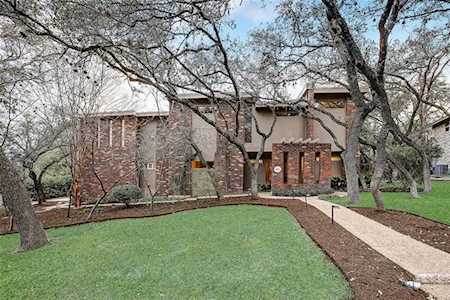 1801 Glencliff DR Austin, TX 78704