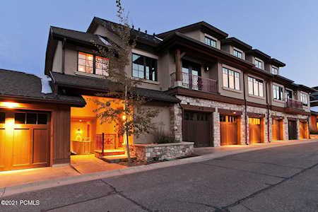 3694 N Vintage East St Park City, UT 84098