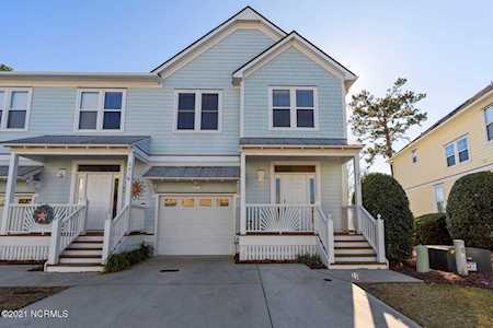 223 River Gate Lane Wilmington, NC 28412