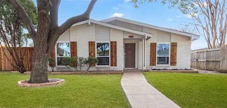 5012 Shannon Drive The Colony, TX 75056