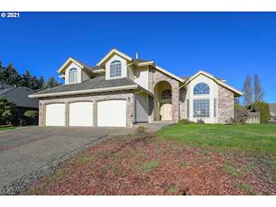 1708 NW 82nd Cir Vancouver, WA 98665