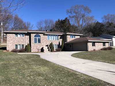 2811 Ruger Ave Janesville, WI 53545