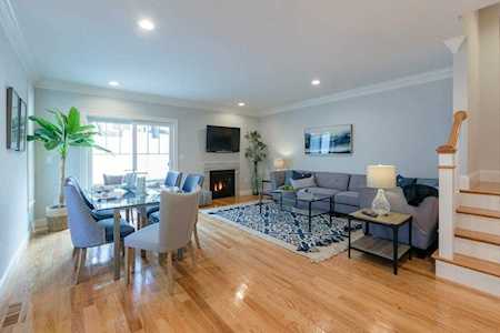 211 West St #211 Needham, MA 02494
