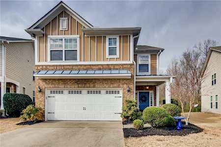 6005 Falls Landing Dr Cumming, GA 30040