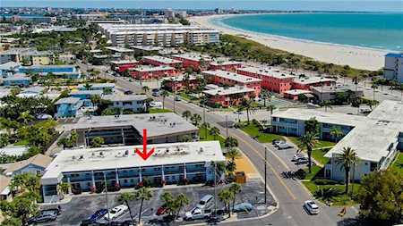 680 71st Ave #4 St Pete Beach, FL 33706