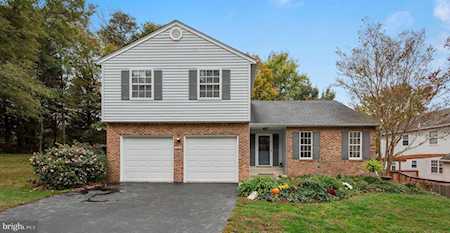 7402 Flemingwood Ln Springfield, VA 22153
