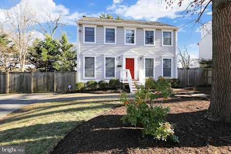 8011 Piney North Branch Rd Silver Spring, MD 20910