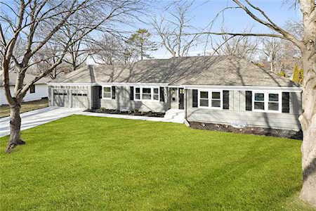 4100 W 97th St Overland Park, KS 66207