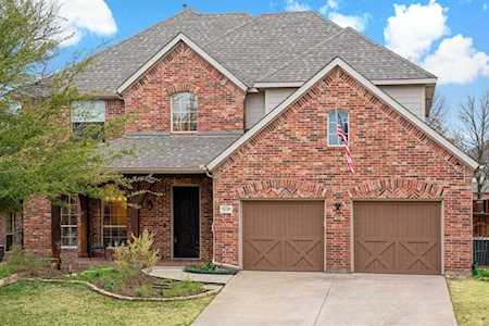 8230 Carter Street Lantana, TX 76226
