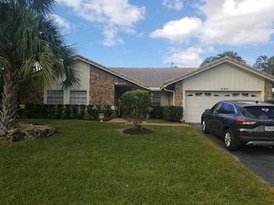 2142 NW 85th Ln Coral Springs, FL 33071