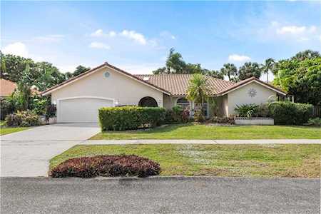 23420 Boca Chica Cir Boca Raton, FL 33433