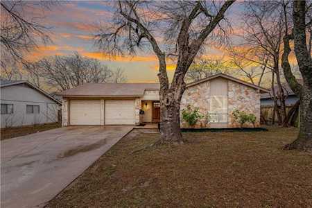 1511 Sagebrush DR Round Rock, TX 78681