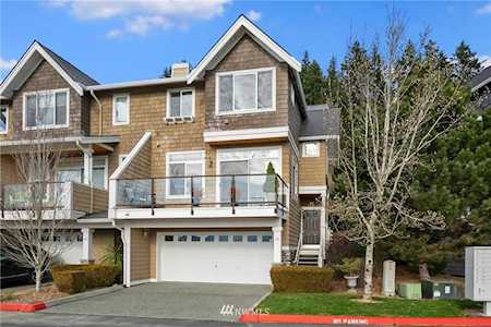 23120 SE Black Nugget Rd #Y4 Issaquah, WA 98029