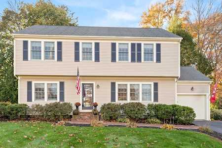 8 Hickory Rd Norwood, MA 02062
