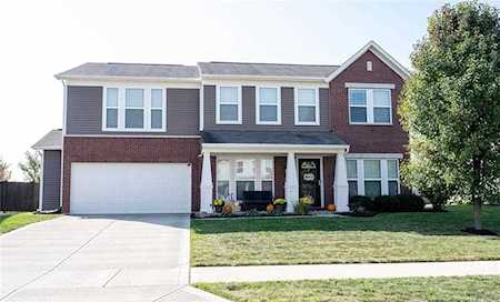 6135 W Brickell Ln Mccordsville, IN 46055