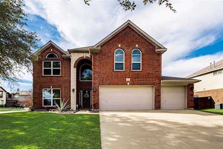 4910 Spring Lake Parkway Mansfield, TX 76063