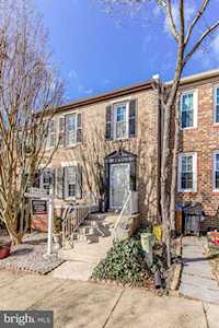 1002 Vail St Alexandria, VA 22304