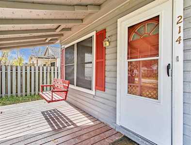 214 3rd St Brazoria, TX 77422