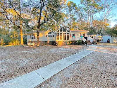 3540 Marina Drive Bolivia, NC 28422