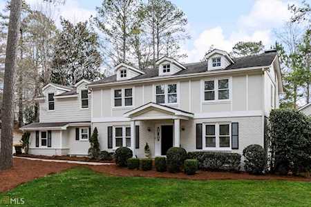 1035 Martins Lake Close Roswell, GA 30076