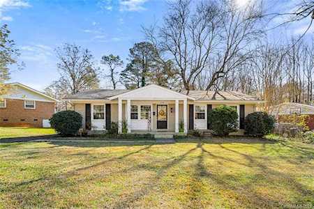 4730 Crestmont Dr Charlotte, NC 28205