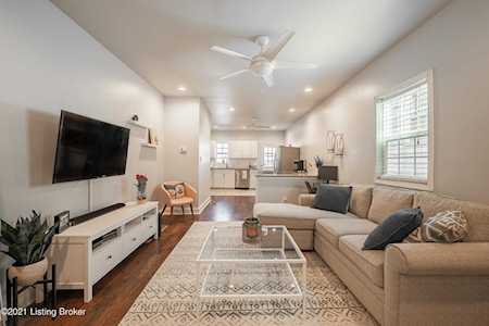 1037 Mulberry St Louisville, KY 40217